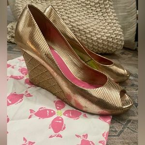 Lilly Pulitzer metallic gold leather wedges